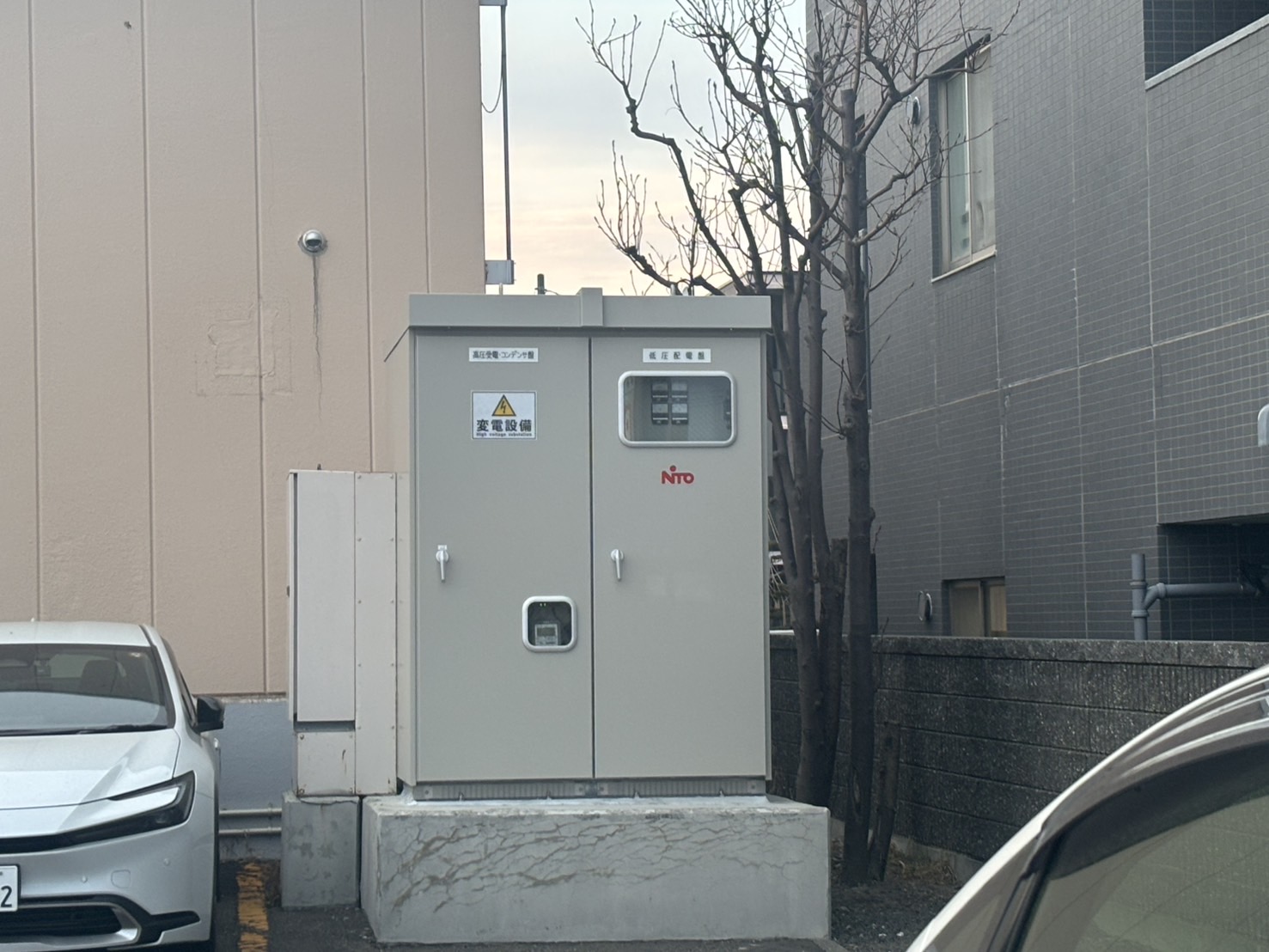 D様 受変電設備更新工事 – 株式会社アダマックサービス | 建物の 
